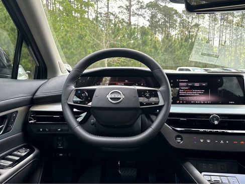 New 2026 Nissan Murano Platinum w/ Cargo Package AWD/4WD image 16