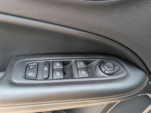Used 2018 Jeep Compass Sport AWD/4WD image 18