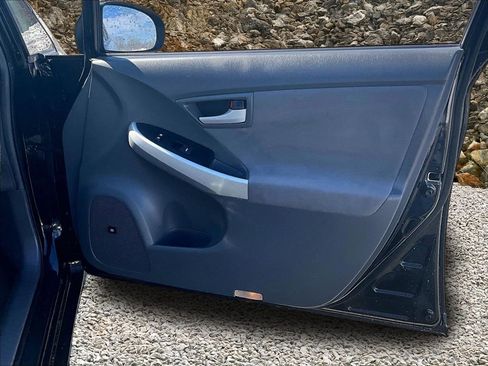 Used 2010 Toyota Prius Five image 21