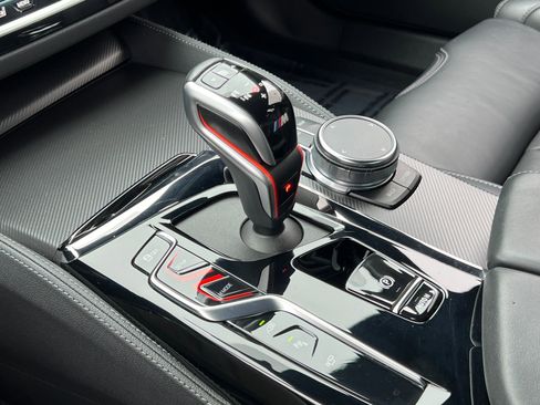 Used 2023 BMW M5 w/ Executive Package image 32