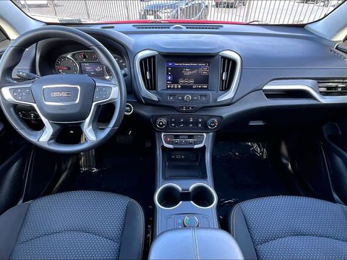 Used 2022 GMC Terrain SLE image 15