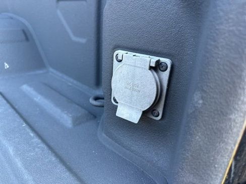 Used 2024 Chevrolet Silverado 2500 LTZ w/ LTZ Plus Package image 67