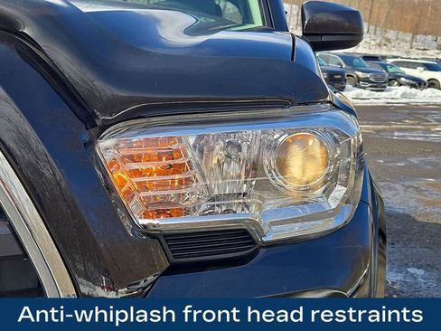 Used 2019 Toyota Tacoma SR5 image 11