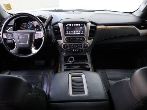 Used 2017 GMC Yukon Denali w/ Open Road Package AWD/4WD image 16