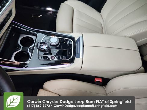 Used 2022 BMW X7 xDrive40i w/ M Sport Package image 20