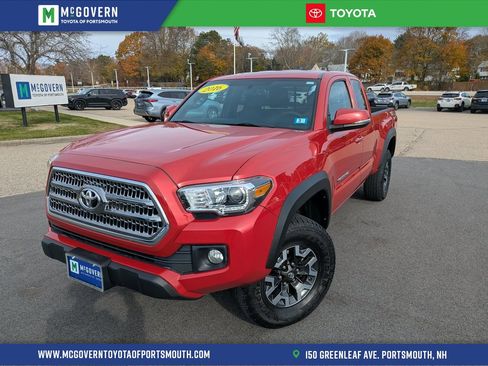 Used 2016 Toyota Tacoma TRD Off-Road image 1