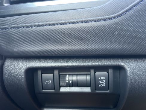 Certified 2025 Subaru Forester Limited image 20