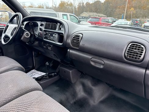 Used 2000 Dodge Ram 1500 Truck 4x4 Regular Cab image 19