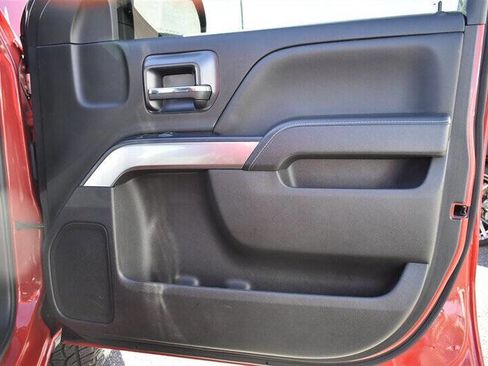 Used 2018 Chevrolet Silverado 1500 LT w/ LT Eassist Package image 24