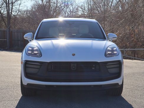 New 2026 Porsche Macan GTS image 12