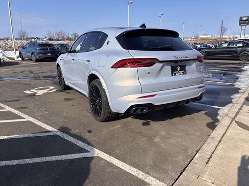 New 2026 Maserati Grecale Modena image 9