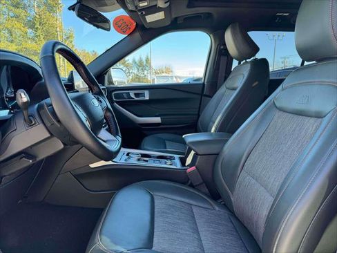 Used 2023 Ford Explorer Timberline image 13