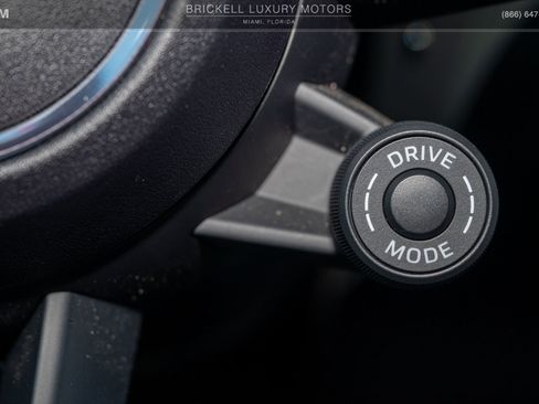 Used 2024 Porsche Macan image 35