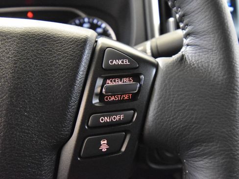 Used 2025 Nissan Frontier SV w/ SV Convenience Package RWD image 27