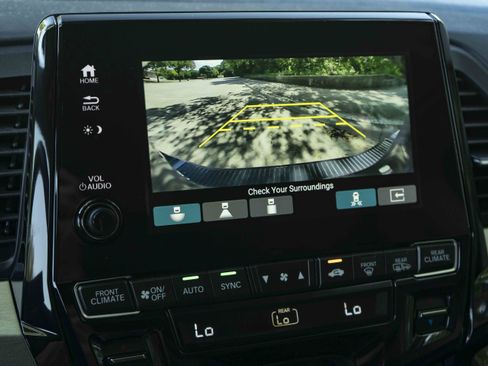 Used 2023 Honda Odyssey Touring image 30