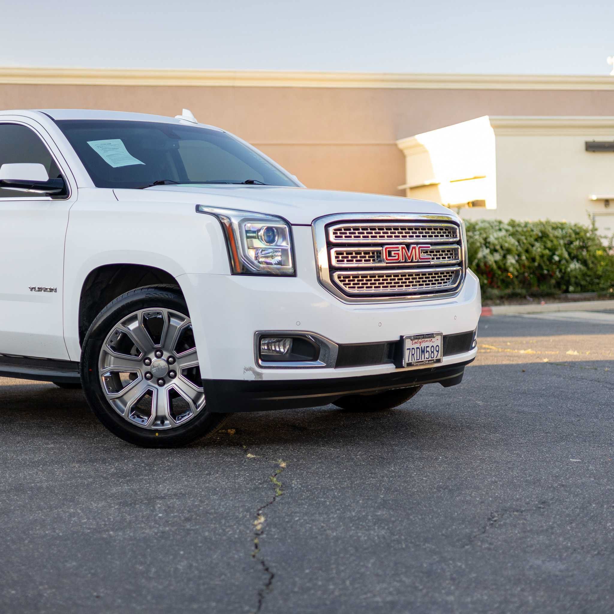 Used 2016 GMC Yukon SLE w/ Convenience Package RWD image 9