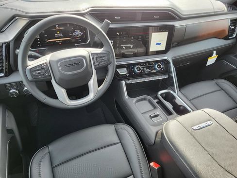 New 2026 GMC Sierra 2500 Denali w/ Denali Reserve Package image 5