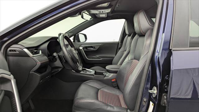 Used 2024 Toyota RAV4 XSE AWD/4WD image 14