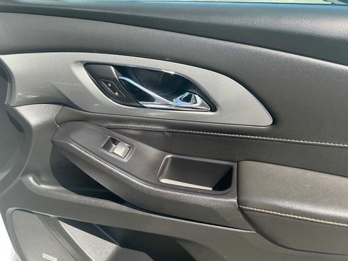 Used 2020 Chevrolet Traverse RS FWD image 27