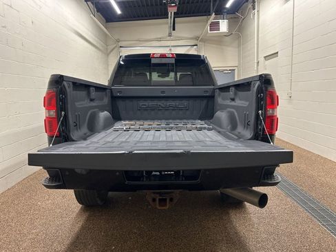 Used 2015 GMC Sierra 2500 Denali w/ Duramax Plus Package AWD/4WD image 11
