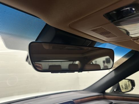 Used 2025 Lexus ES 350 Luxury w/ Accessory Package (Z1) image 27