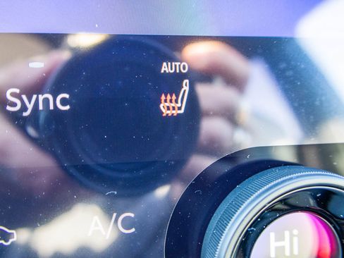 New 2026 Subaru Solterra Premium image 6