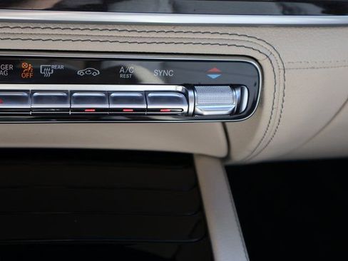 Used 2020 Mercedes-Benz GLE 350 4MATIC image 31