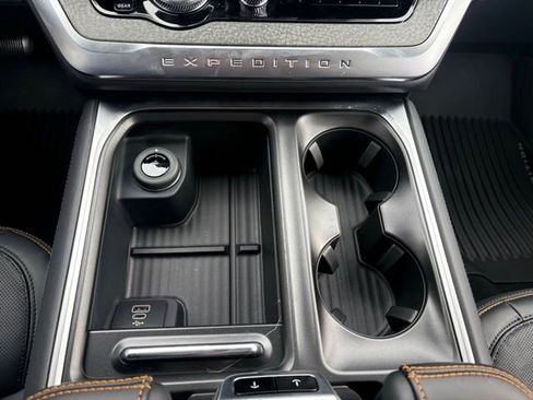 New 2026 Ford Expedition Tremor image 22