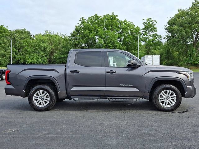 Used 2023 Toyota Tundra SR5 w/ SR5 Convenience Package AWD/4WD image 10
