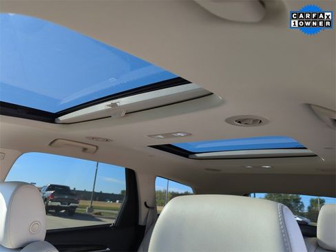 Used 2023 Buick Enclave Premium w/ Experience Buick Package image 16