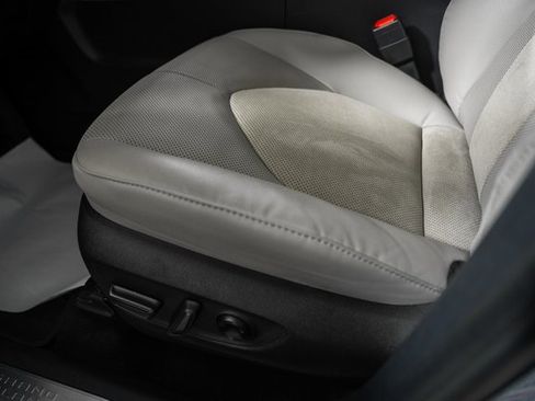 Certified 2024 Toyota Grand Highlander MAX Platinum image 42