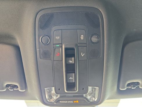 Certified 2022 Audi Q3 2.0T Premium Plus AWD/4WD image 21