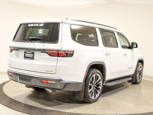 Used 2022 Jeep Wagoneer Series II w/ Premium Group I image 11