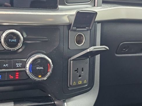 Used 2023 Ford F150 Lariat w/ FX4 Off-Road Package image 21