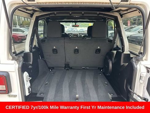 Used 2022 Jeep Wrangler Unlimited Sport w/ Sun And Sound Package AWD/4WD image 12
