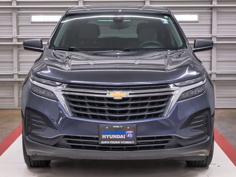 Used 2022 Chevrolet Equinox LS w/ LS Convenience Package FWD image 4