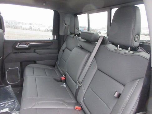 New 2026 GMC Sierra 2500 SLT w/ SLT Premium Package AWD/4WD image 14