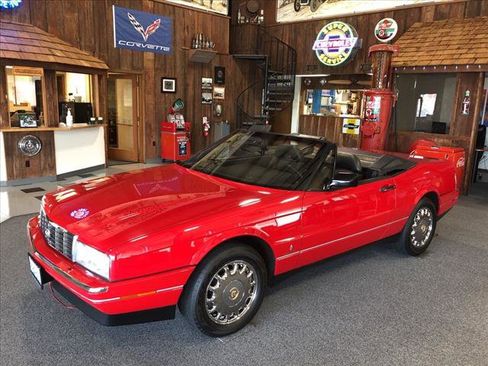 Used 1990 Cadillac Allante FWD image 1