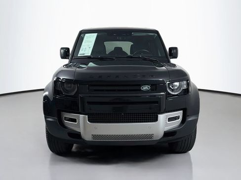 Used 2025 Land Rover Defender 110 S AWD/4WD image 2