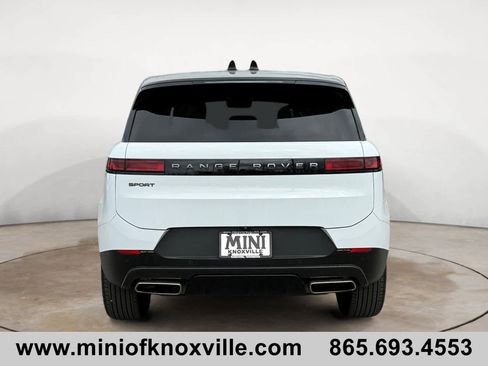 Used 2024 Land Rover Range Rover Sport SE image 4