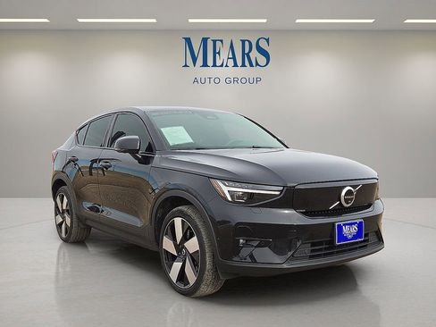 Used 2023 Volvo C40 P8 Recharge Ultimate image 8