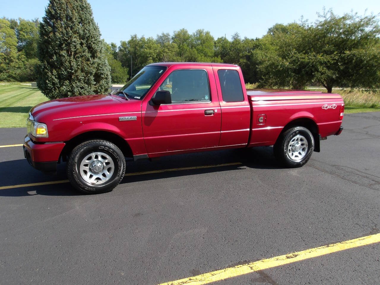 Used 2011 Ford Ranger XLT w/ Payload Pkg 2 AWD/4WD image 8
