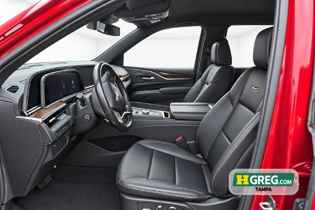 Used 2023 Cadillac Escalade ESV Luxury w/ LPO, Floor Liner Package AWD/4WD image 7