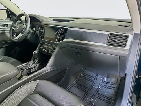 Used 2023 Volkswagen Atlas SEL Premium image 31