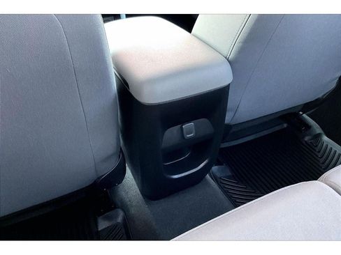 Used 2019 Chevrolet Colorado W/T w/ WT Convenience Package RWD image 25