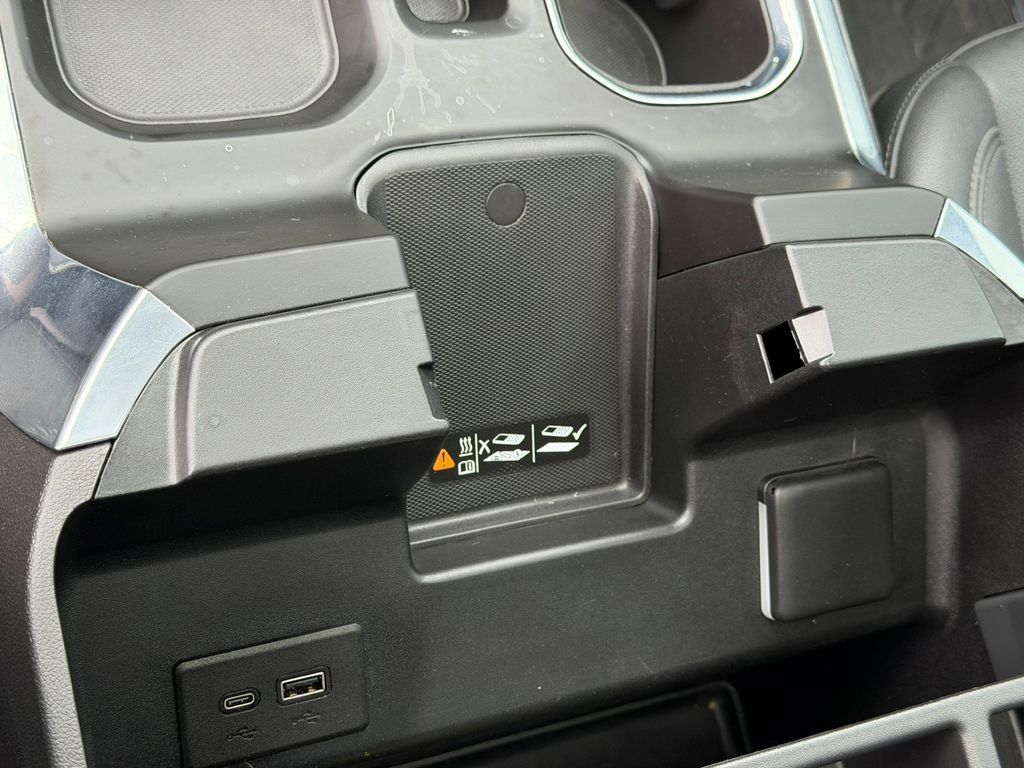 Certified 2024 Chevrolet Silverado 1500 LTZ AWD/4WD image 44