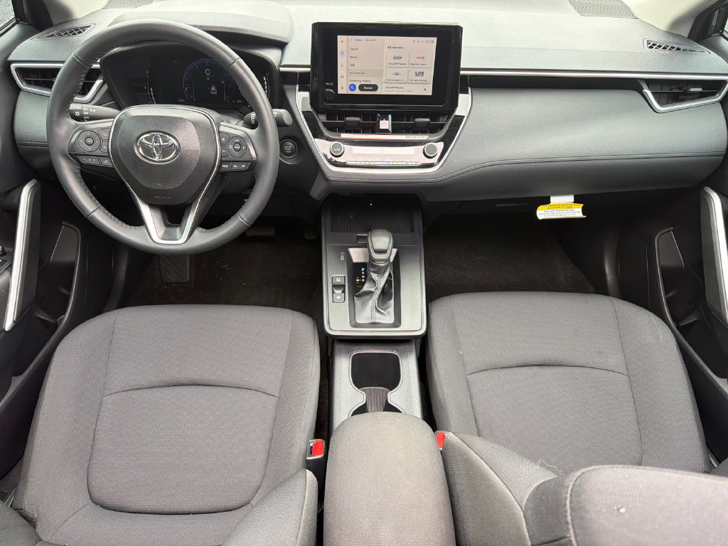 Used 2026 Toyota Corolla Cross LE w/ Moonroof Package FWD image 27