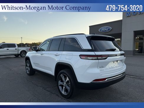 New 2025 Jeep Grand Cherokee Limited image 8