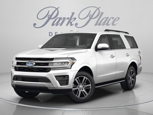 Used 2023 Ford Expedition XLT RWD image 9