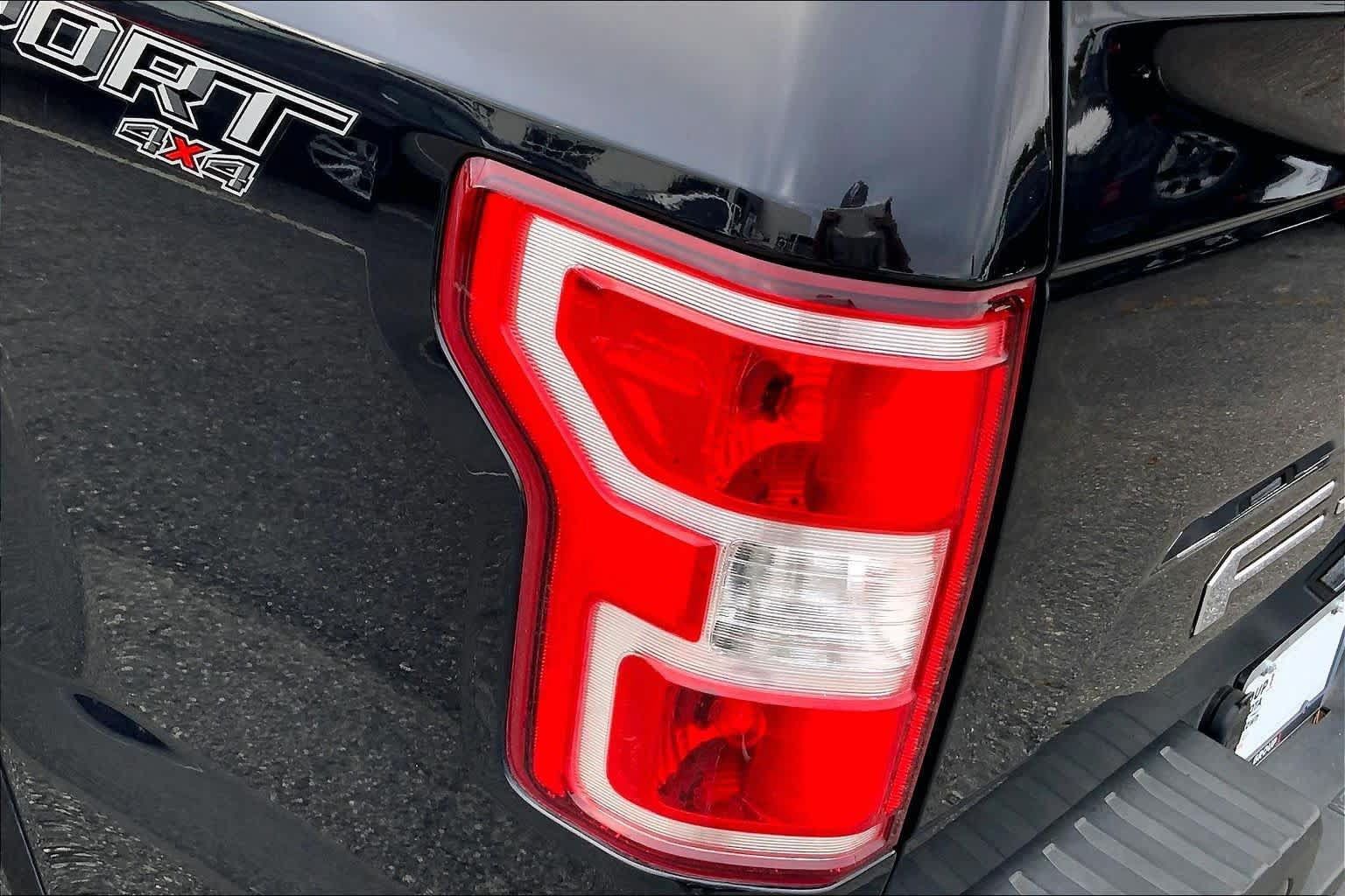 Used 2019 Ford F150 XLT w/ Equipment Group 302A Luxury AWD/4WD image 25